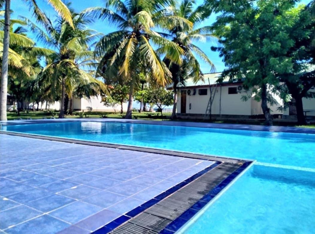 Pearl Oceanic Resort - تريكونامالاي المظهر الخارجي الصورة
